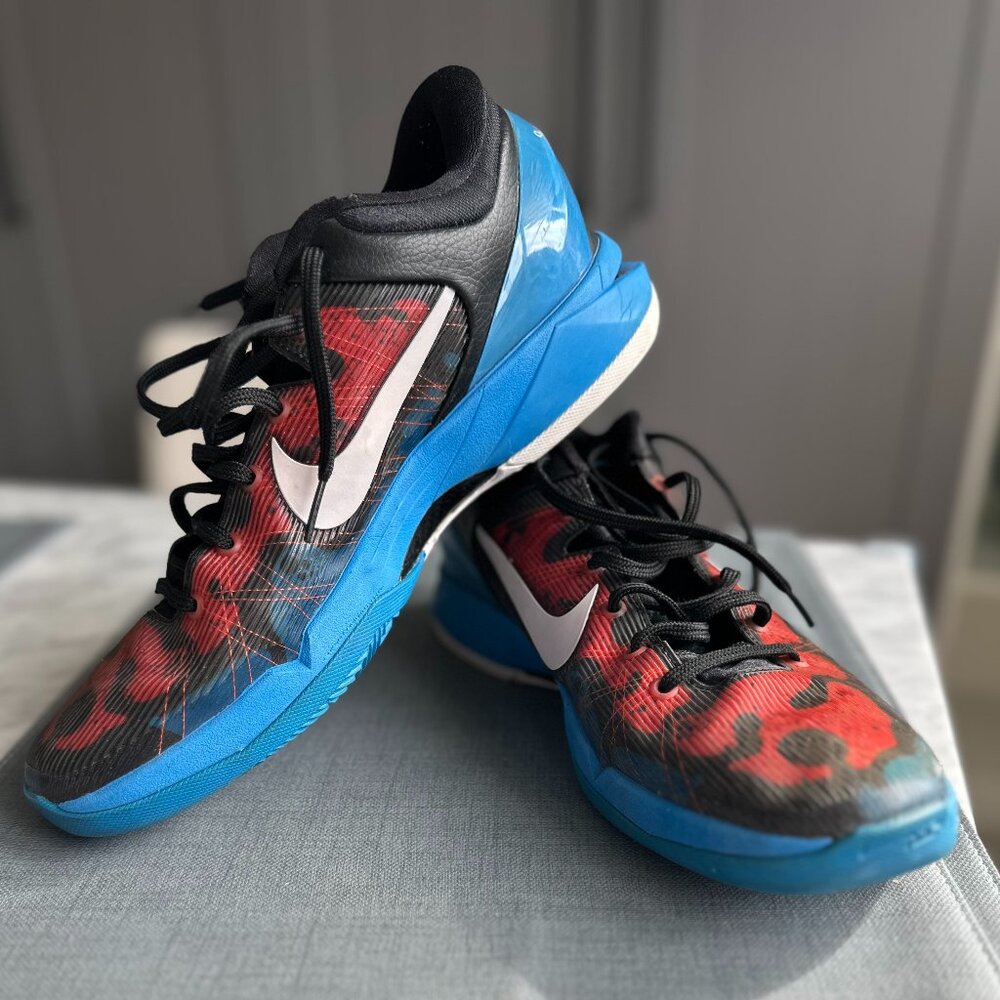 Nike Kobe 7 VII Poison Dart Frog Blue Red - Size 11